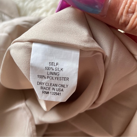Amanda Uprichard Dress Tate Cold Shoulder Fit & Flare 100% Silk Bone Nude P - Picture 9 of 16